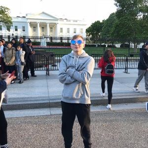 Meet your Posher, Riley